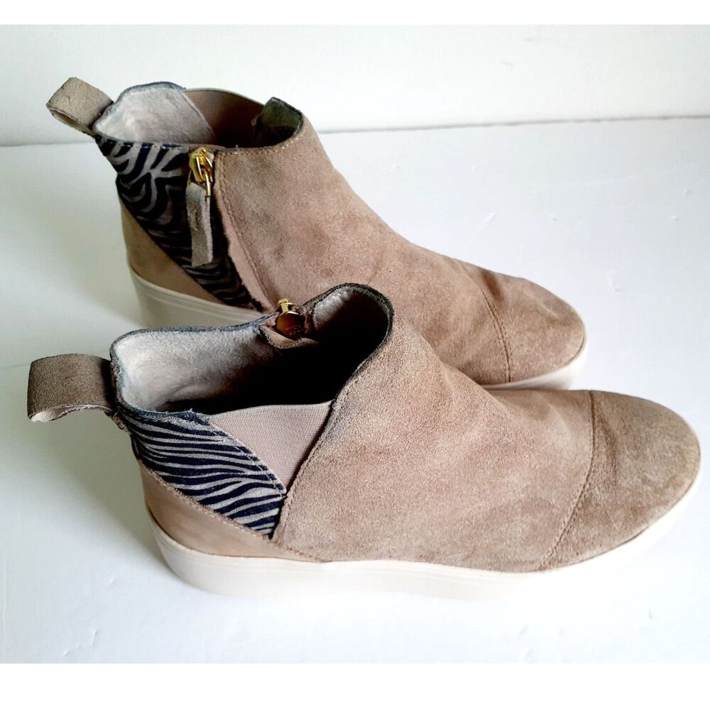 TOMS Jamie Sand Zebra Suede Womens Zippered Wedge Platform Ankle Boots W6.5